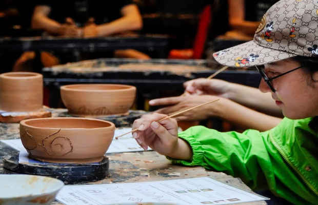 Siem Reap Pottery Classes with Transfer round trip